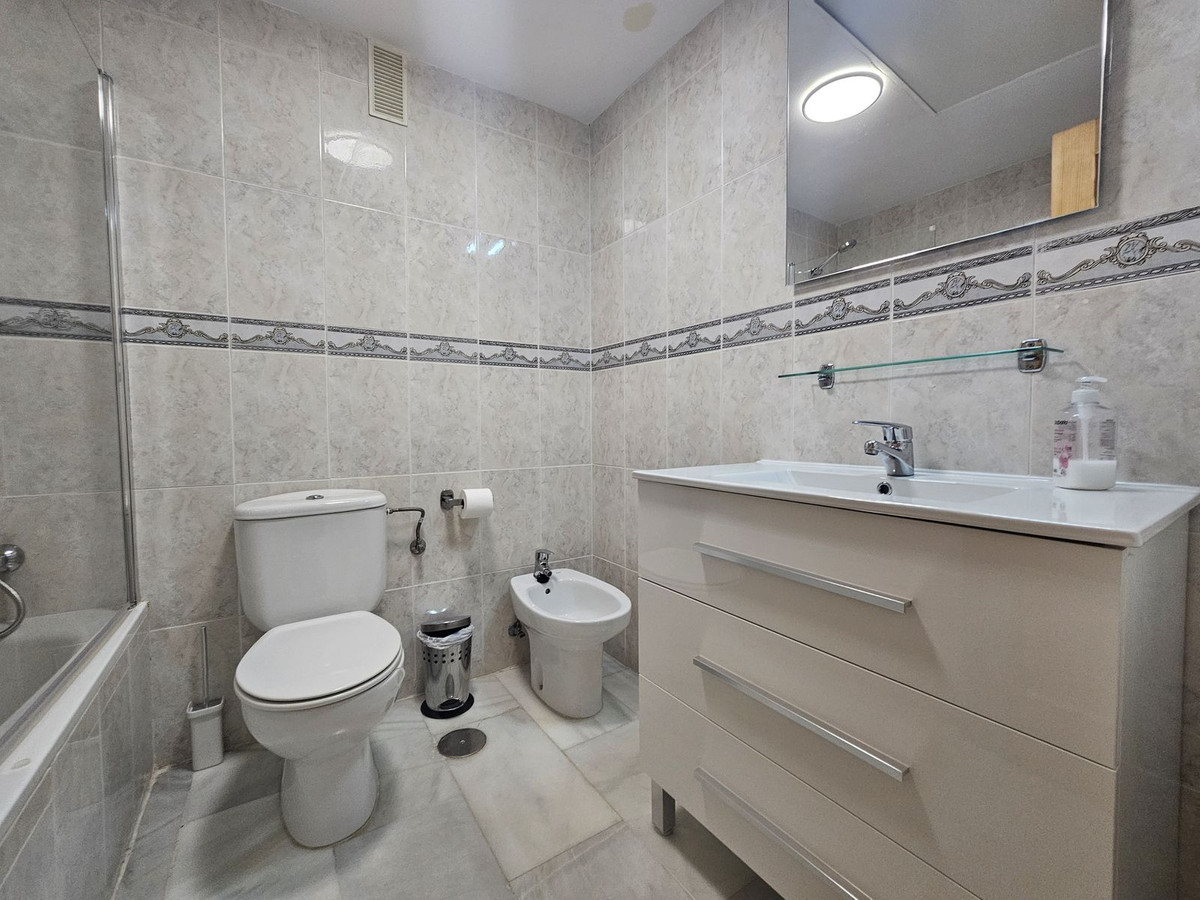 b9e07193bab172b204651099067dd897 - 23