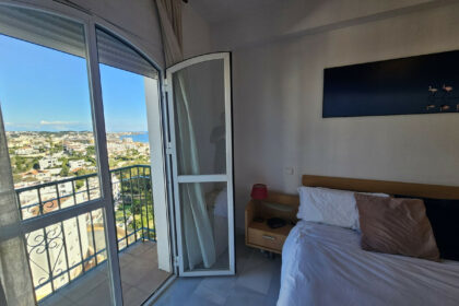 b9e07193bab172b204651099067dd897 - 24