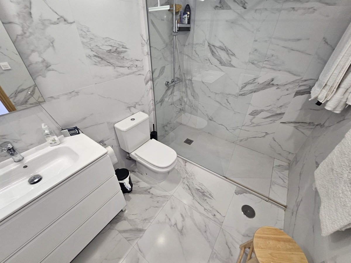 b9e07193bab172b204651099067dd897 - 28