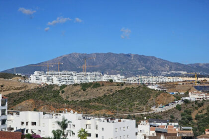 b9e07193bab172b204651099067dd897 - 3