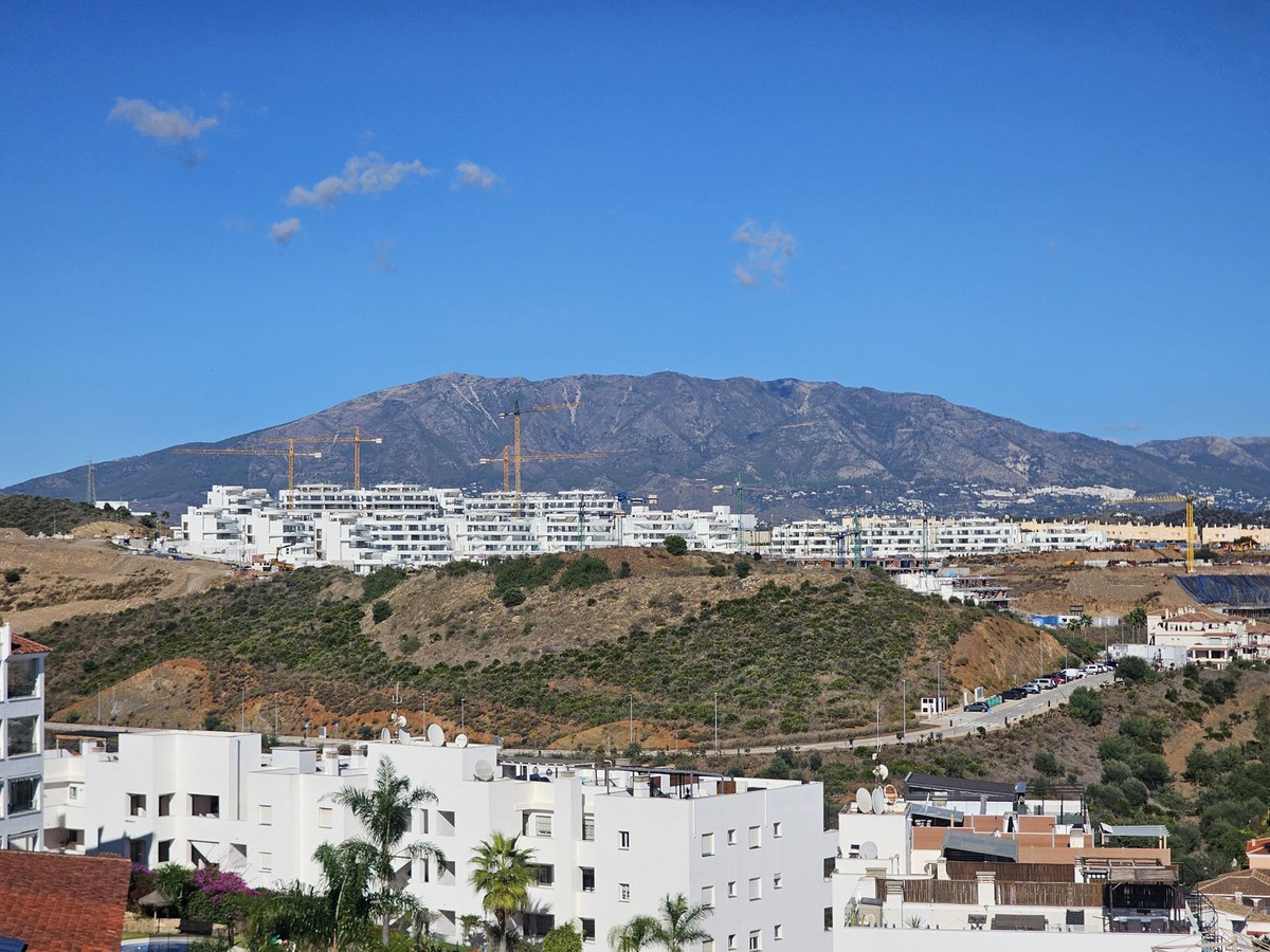 b9e07193bab172b204651099067dd897 - 3