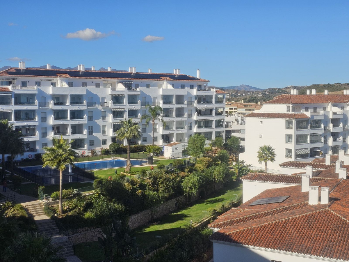 b9e07193bab172b204651099067dd897 - 34