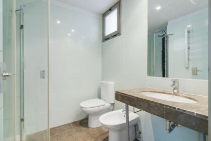 ba4b63d4b8d9327feee68463a26e6e90 - 16