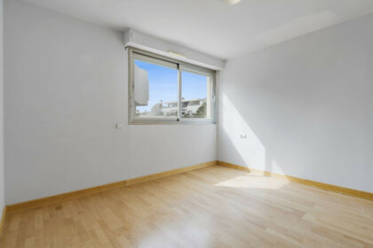 ba4b63d4b8d9327feee68463a26e6e90 - 17