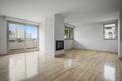 ba4b63d4b8d9327feee68463a26e6e90 - 2