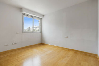 ba4b63d4b8d9327feee68463a26e6e90 - 20