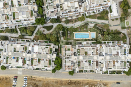 ba4b63d4b8d9327feee68463a26e6e90 - 32