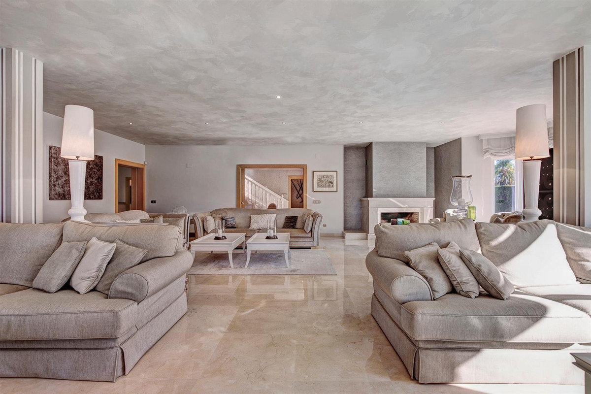 baa75acab9e889c3fa69167e8a5fca43 - 11