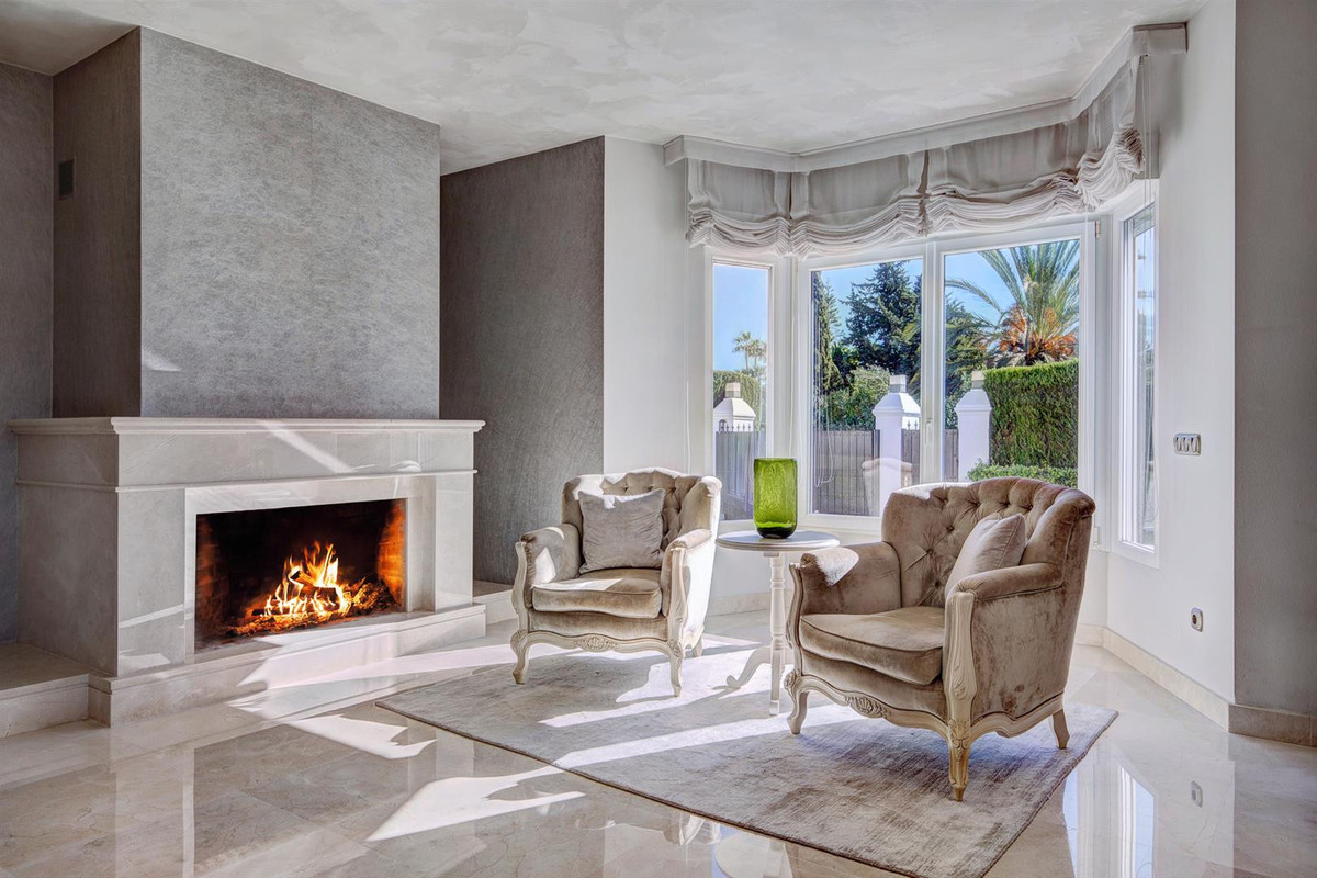 baa75acab9e889c3fa69167e8a5fca43 - 2