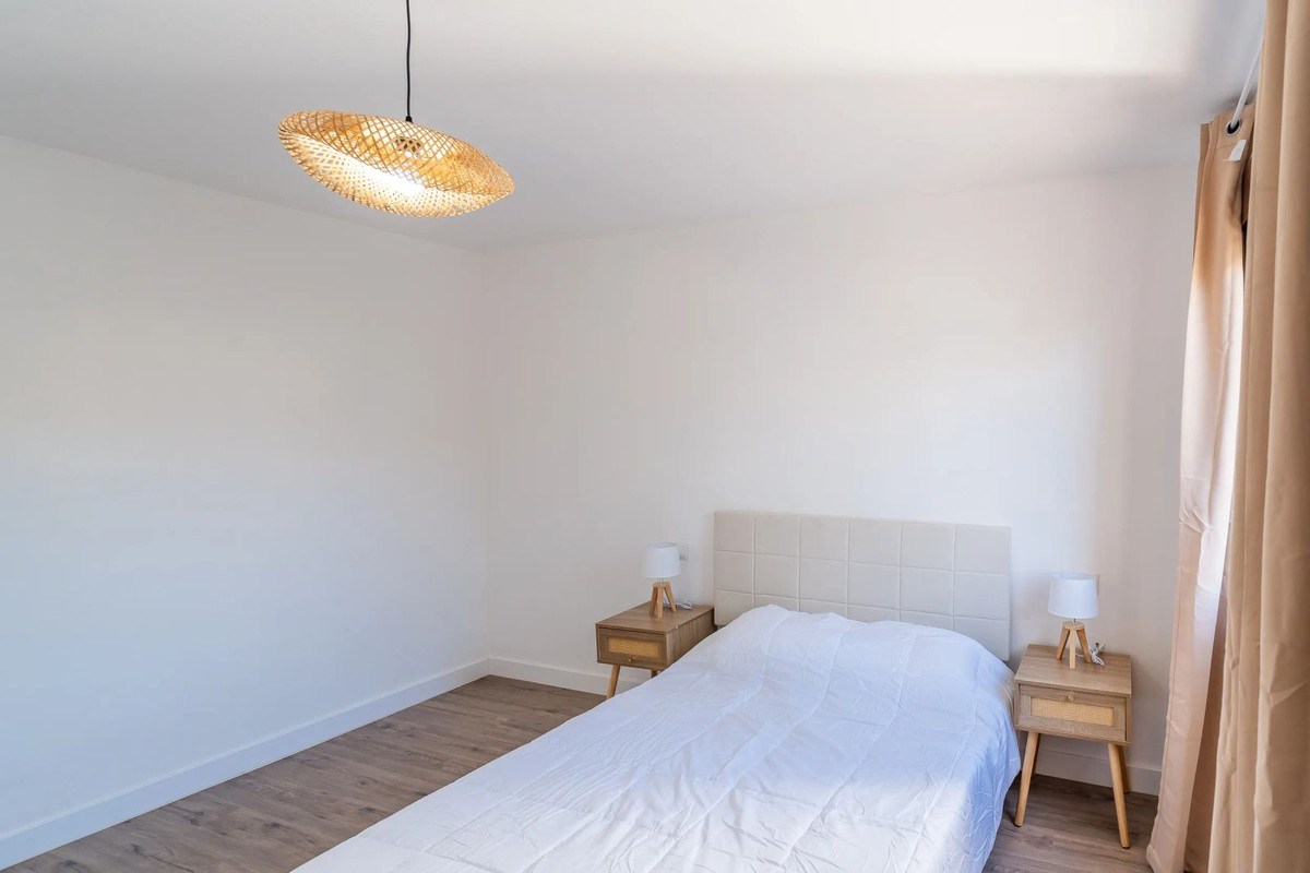 bada403603ec0faa328420fa58e5517c - 16