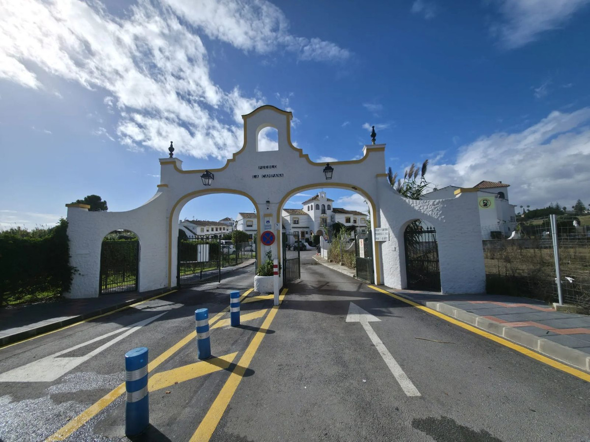 bada403603ec0faa328420fa58e5517c - 30