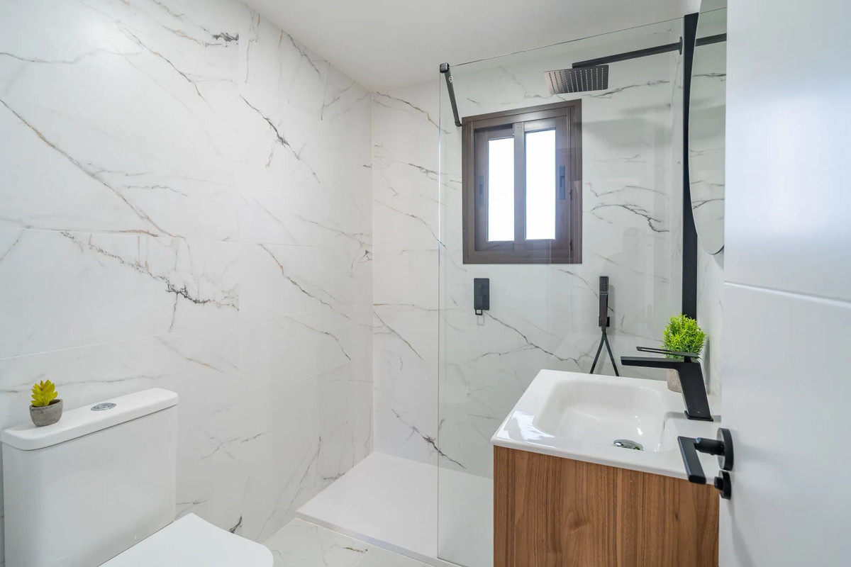 bada403603ec0faa328420fa58e5517c - 8