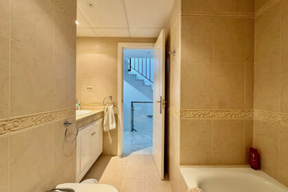 bb4614740df7f3d1319813f4182a6601 - 11