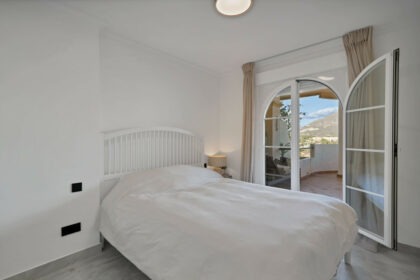 bb5f3747cbcebc29bc4353e43be6bf22 - 19