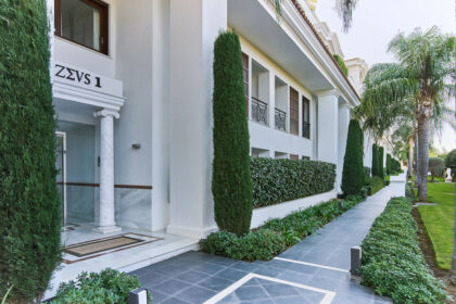 bc11d156d441d4727e27007915e43189 - 18