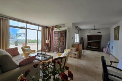 bc2a86e32ffb3f804786cf3e47b2ef73 - 12