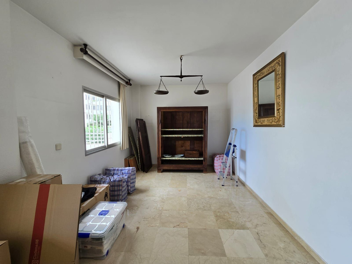 bc2a86e32ffb3f804786cf3e47b2ef73 - 14