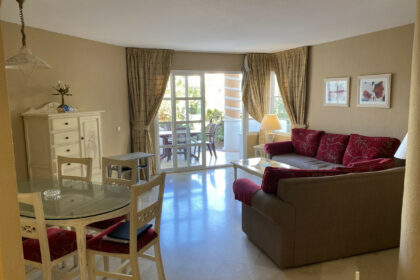 bca7548f98e62fef7ac34e5e26bfbe18 - 4