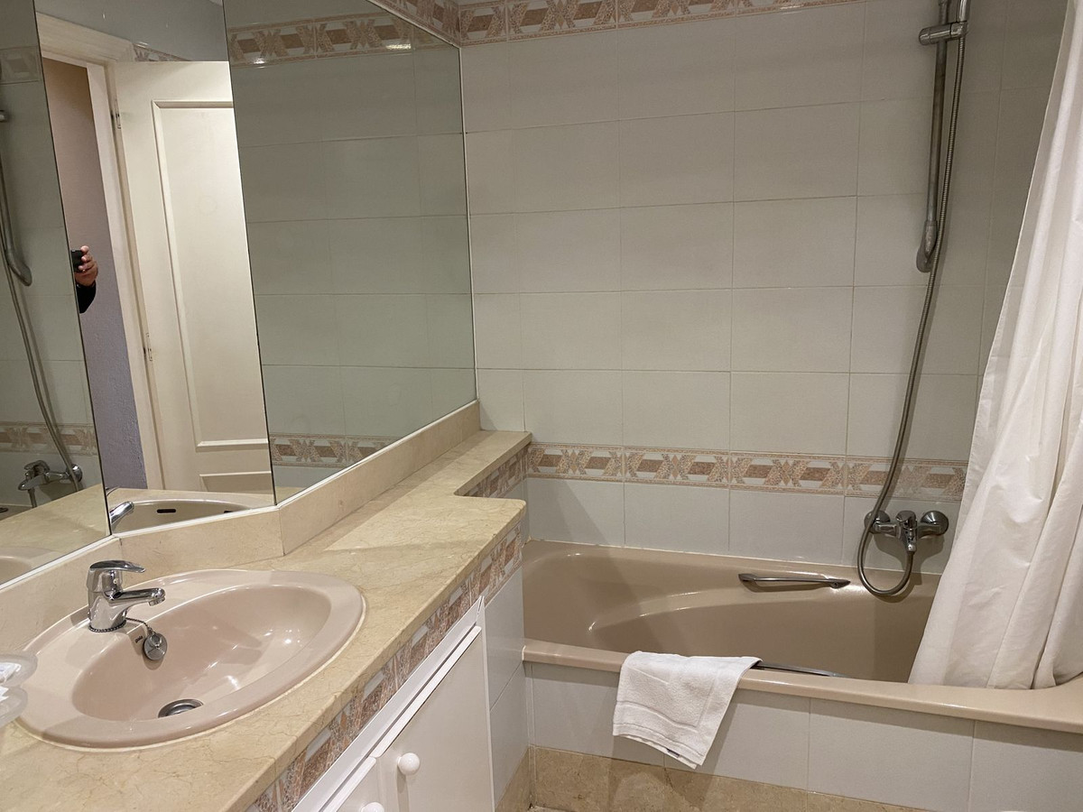 bca7548f98e62fef7ac34e5e26bfbe18 - 9