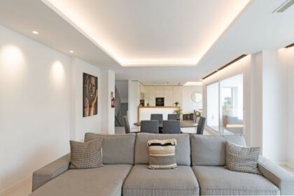 bd92401cc15b69e68715fd0d90edbf6a - 12