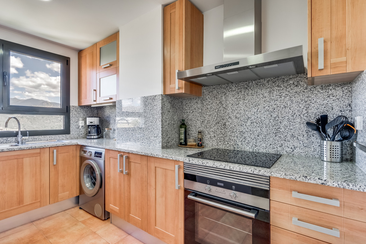 be48344422628317bf5282afbd749579 - 13