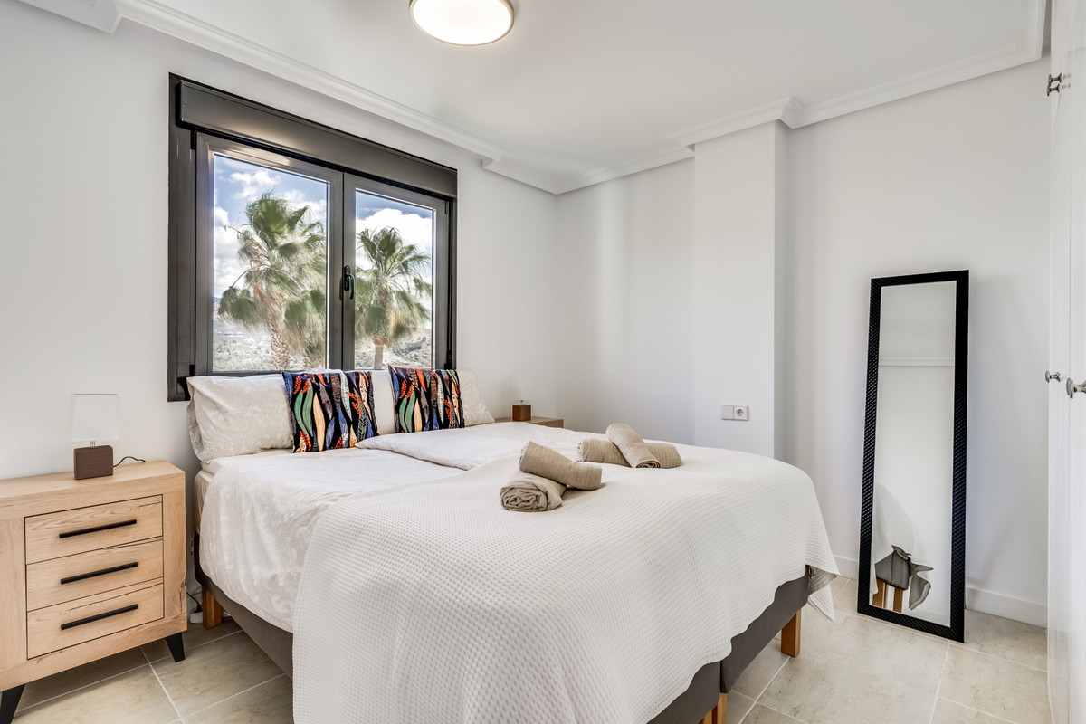 be48344422628317bf5282afbd749579 - 15