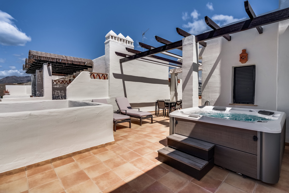 be48344422628317bf5282afbd749579 - 22