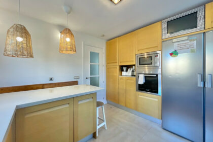 be9e68eb0709678660a53e0092e45304 - 20