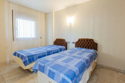 bef22019ea6f91acab2e487fc5ccd2f8 - 11