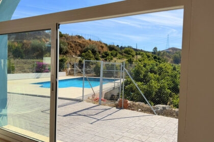 bf3157373fe0414117d6b6141b5251c7 - 32