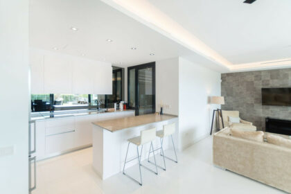 bf4a140dd3e464322188516360af32fa - 13