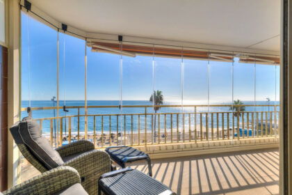 bfa0bc70f18c139fdee17b1548b87099 - 1