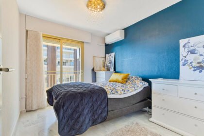 bfa0bc70f18c139fdee17b1548b87099 - 19