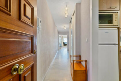 bfa0bc70f18c139fdee17b1548b87099 - 26