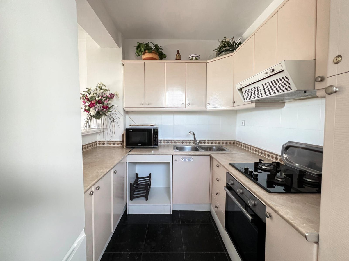 bfe2266c8e178e578d80a35cb143d0b6 - 8