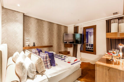 c053abcaad0902b3a873ed3fbeef7962 - 15