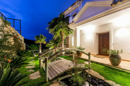 c053abcaad0902b3a873ed3fbeef7962 - 16