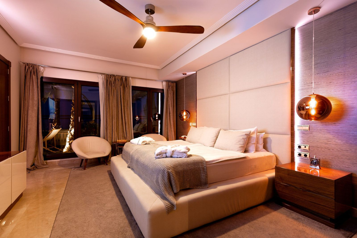 c053abcaad0902b3a873ed3fbeef7962 - 18