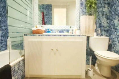 c1256db79885ac7924f654e81c2d4675 - 12