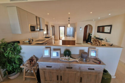 c19ff09a4575073e669f9a0069f7f4eb - 13