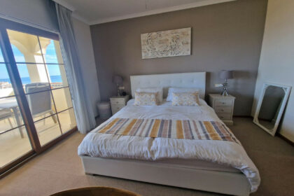 c19ff09a4575073e669f9a0069f7f4eb - 17