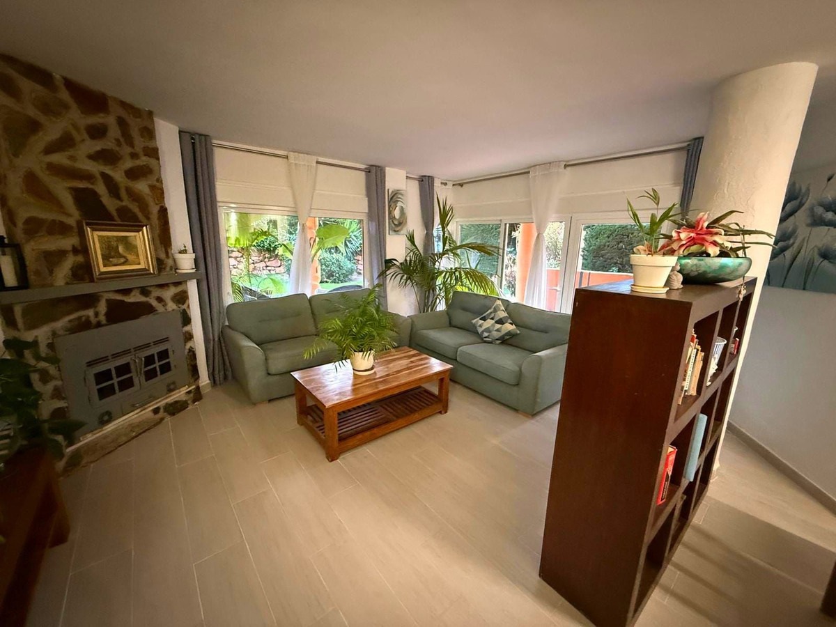 c1b67f33520cde09b0e318de28b7979c - 11