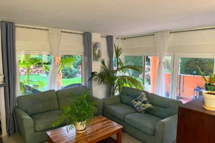 c1b67f33520cde09b0e318de28b7979c - 12