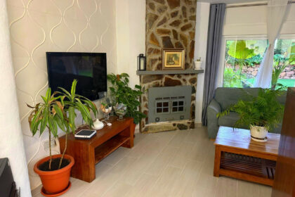 c1b67f33520cde09b0e318de28b7979c - 14