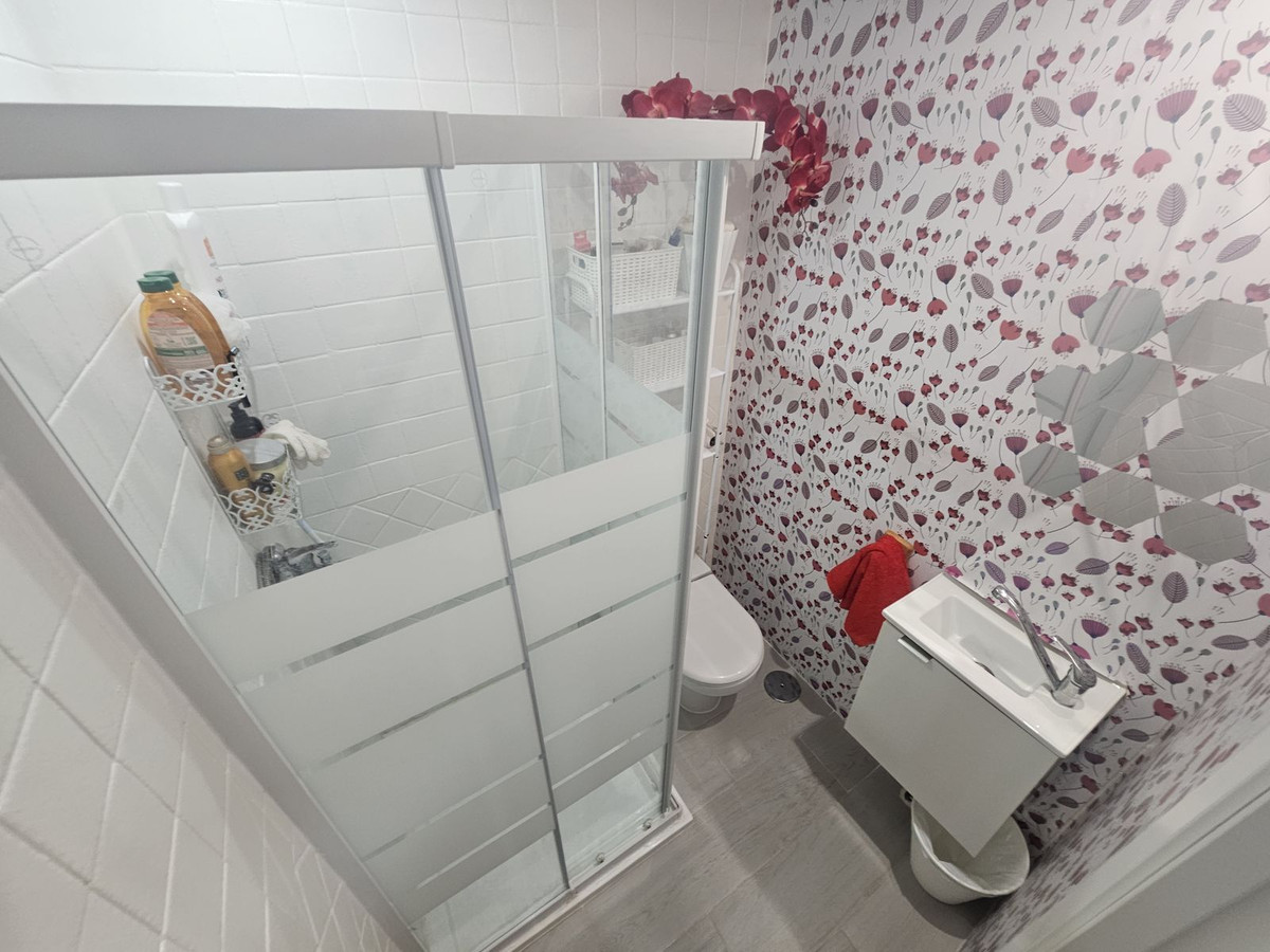 c1b67f33520cde09b0e318de28b7979c - 19