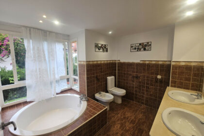 c1b67f33520cde09b0e318de28b7979c - 23