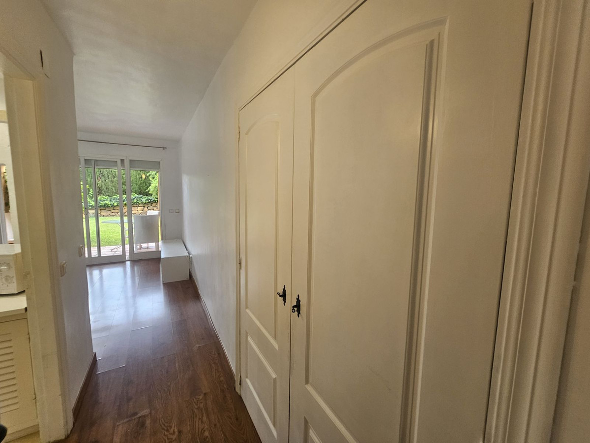 c1b67f33520cde09b0e318de28b7979c - 29