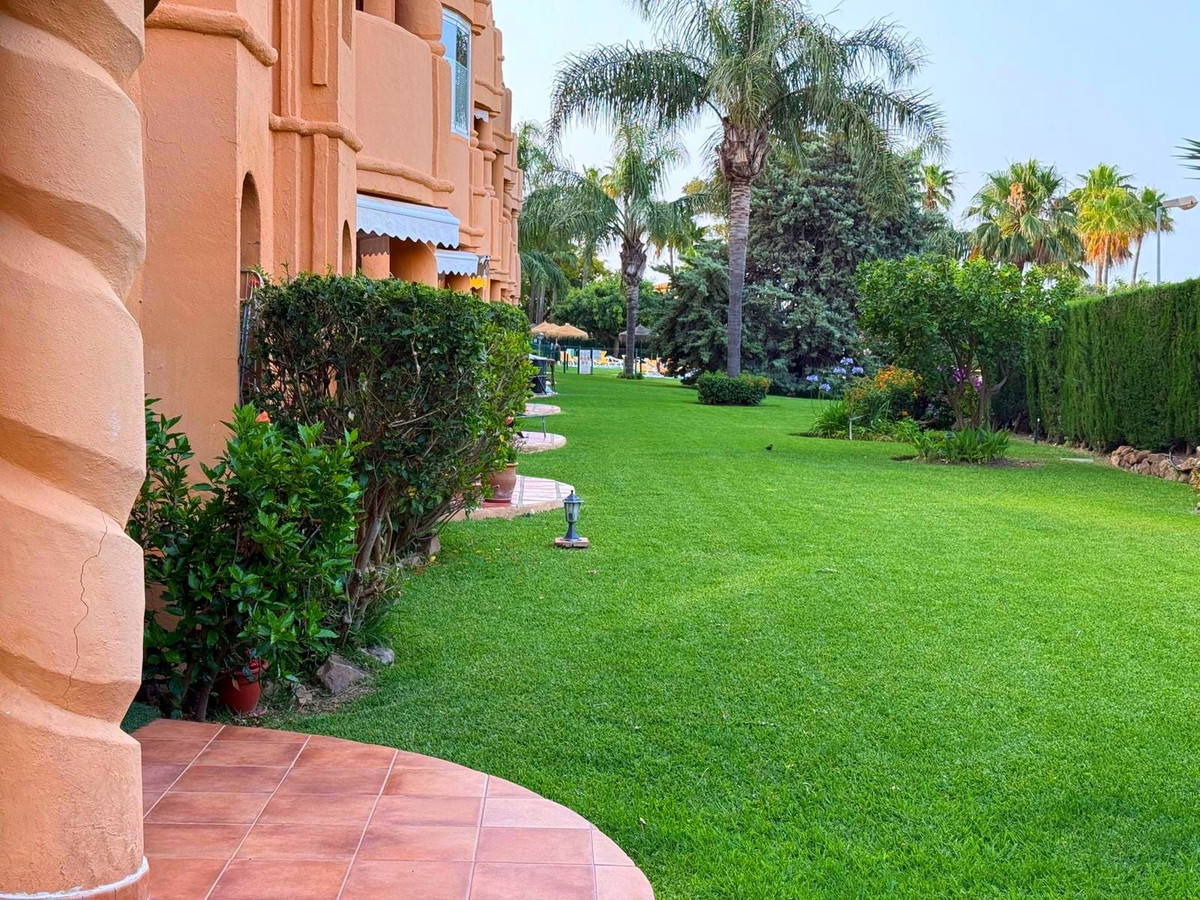 c1b67f33520cde09b0e318de28b7979c - 38