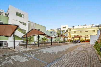 c1cf8fea8b0558a47641b79f3c7bcdcf - 34