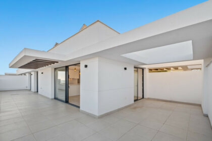 c1cf8fea8b0558a47641b79f3c7bcdcf - 9